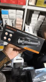 High Power Super Bright Flashlight জুম লাইট - Image 4
